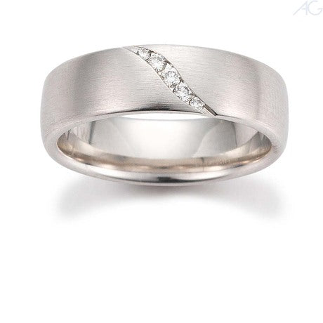 Juwelier Krebber Mönchengladbach - Rheydt Gerstner August Gerstner Trauringe Brillantschmuck Partnerringe Eheringe Freundschaftsringe
