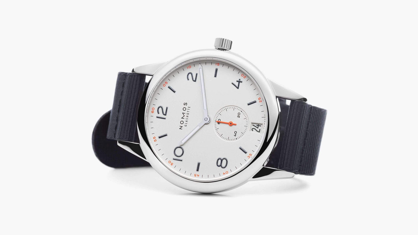 Nomos Club Automat Datum Nomos Club Automat Datum juwelier-krebber-monchengladbach-rheydt-herrenuhr-nomos-glashutte-club-automat-datum-