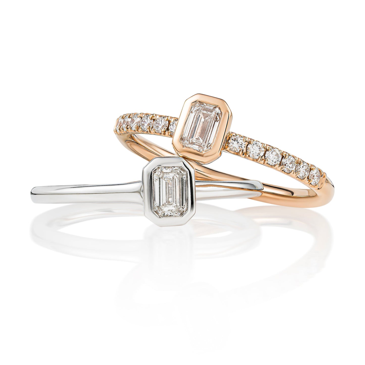 Krebber Essentials - Solitärring mit Diamant im Emerald Cut und Brillantbesatz aus 18 Karat Roségold