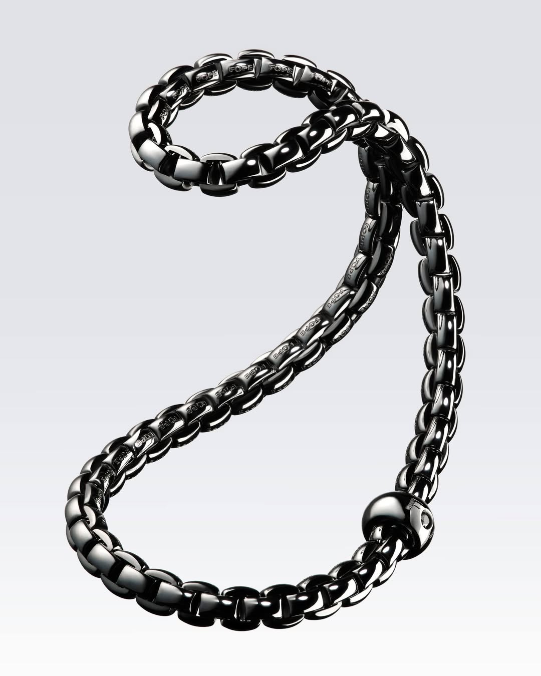 Fope Eka Flex’it Herrenarmband aus 18 Karat Gold mit Ruthenium-Finish und schwarzem Diamanten – Juwelier Krebber