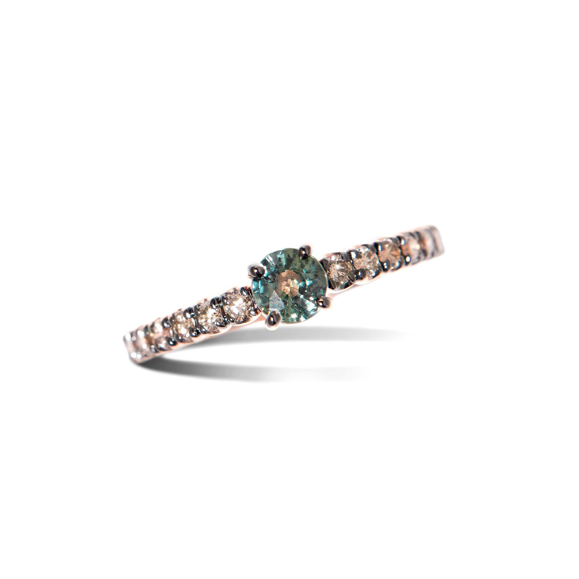 Archetti Ring mit Saphir aus 18 Karat Gold aus der Kollektion Krebber Colors bei Juwelier Krebber in Mönchengladbach-Rheydt