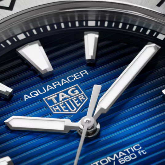 TAG Heuer Aquaracer Professional 200 Date 40 mm WBP2111.BA0627 – Produktansicht 5 bei Juwelier Krebber in Mönchengladbach-Rheydt