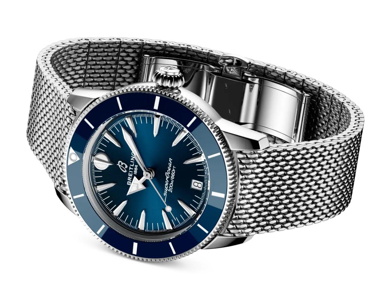Breitling Superocean Heritage Automatic 36 mm mit blauem Zifferblatt und Edelstahlarmband bei Juwelier Krebber in Mönchengladbach-Rheydt