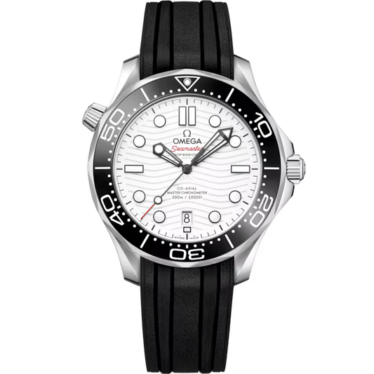 Omega Seamaster Diver 300m 42 mm Herrenuhr Detailansicht mit schwarzem Kautschukband Referenz 210.32.42.20.04.001 bei Juwelier Krebber in Mönchengladbach-Rheydt