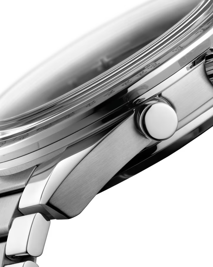 Omega Speedmaster '57 40,5 mm Herrenuhr Armbandansicht Referenz 332.10.41.51.01.001 bei Juwelier Krebber in Mönchengladbach-Rheydt
