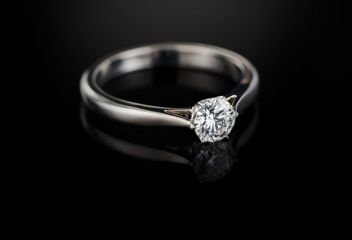 Juwelier Krebber Mönchengladbach - Rheydt Krieger Schmuck Ring Damenring Brillantschmuck 