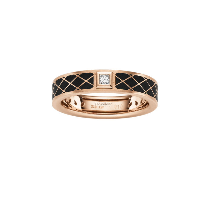 Ring mit Kaltemaille und Prinzess Cut Diamant in Roségold
