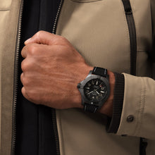 Lade das Bild in den Galerie-Viewer, v17319101b1x1-avenger-automatic-45-seawolf-night-mission
